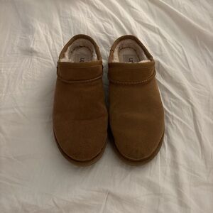 UGGS Cozy Chestnut Brown